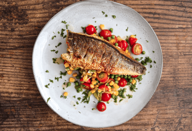 Ricetta Pesce persico alla frutta secca